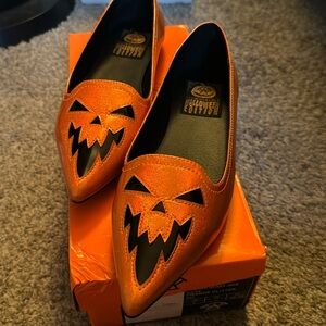 Strangecult jack-o’-lantern flats